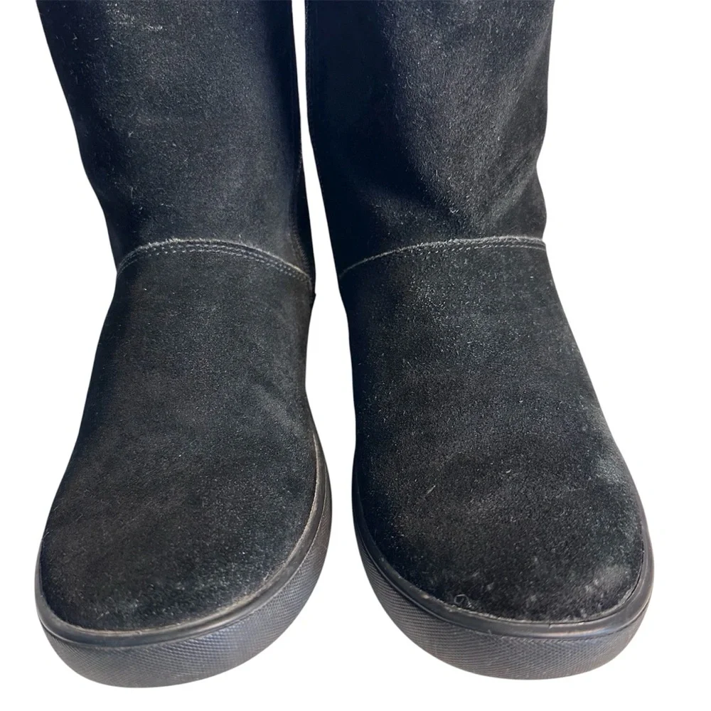 Koolaburra by UGG Shazi Short Tie Black Sheepskin Winter Boots